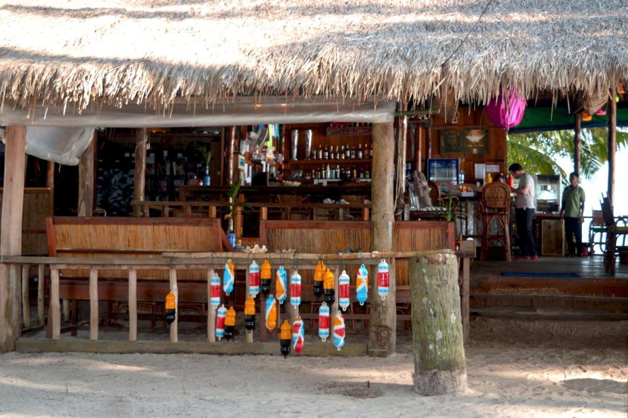 Salacia'S Suite Prek Svay Village Exterior photo