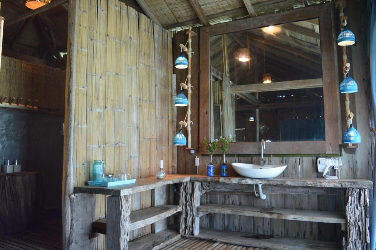Salacia'S Suite Prek Svay Village Exterior photo